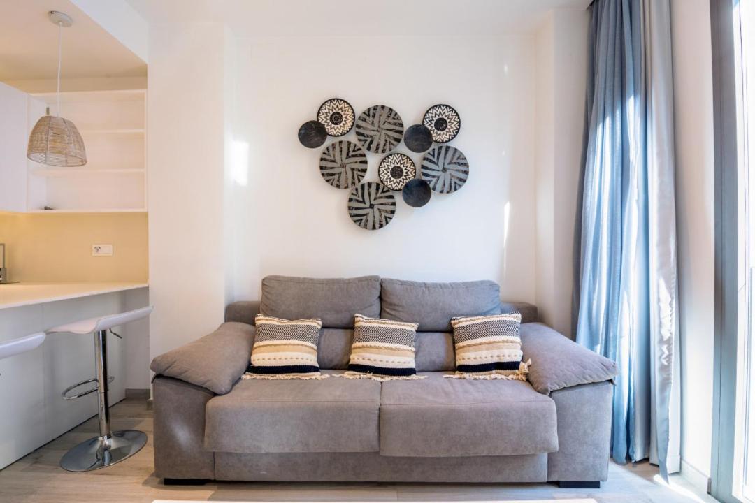 Minty Stay - Modern La Merced Málaga Buitenkant foto