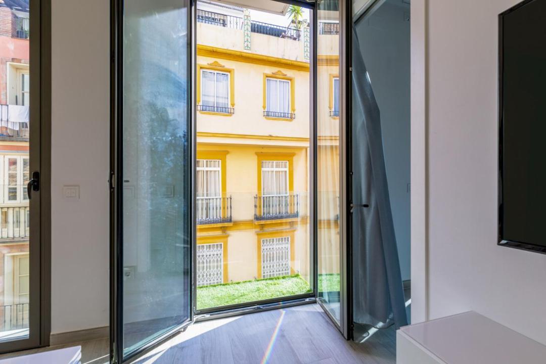 Minty Stay - Modern La Merced Málaga Buitenkant foto
