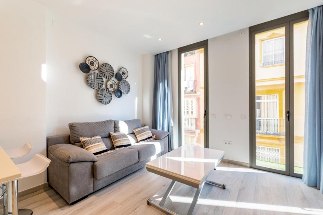 Minty Stay - Modern La Merced Málaga Buitenkant foto
